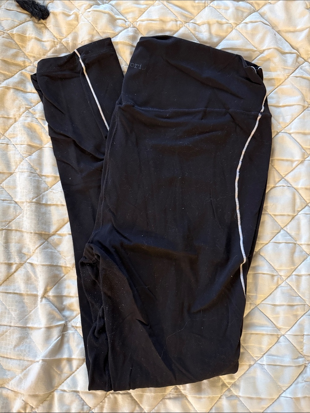 Women's Black Active Leggings with Contrast Side Piping